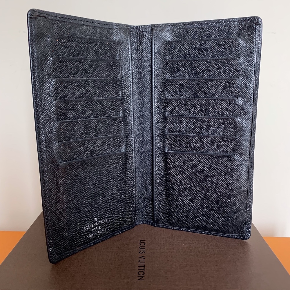 Lous Vuitton Noir Leather Wallet